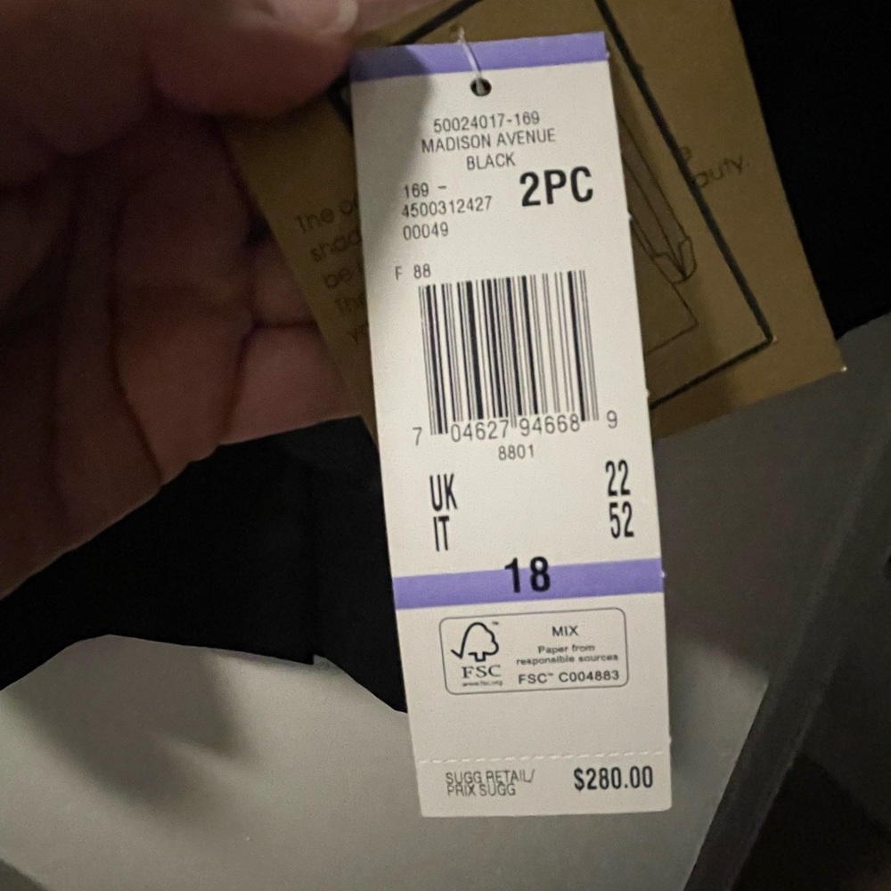 Women’s Skirt Suit size 18 - Picture 3 of 3